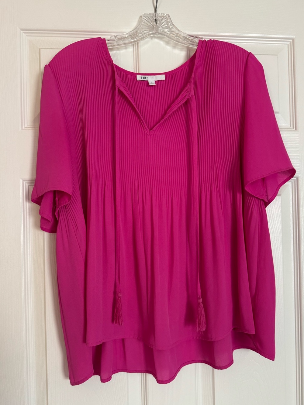 DR2 Bright Fuchsia Pleated V-Neck Tassel Blouse